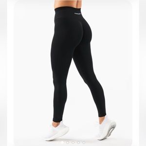 Alphalete Amplify Leggings